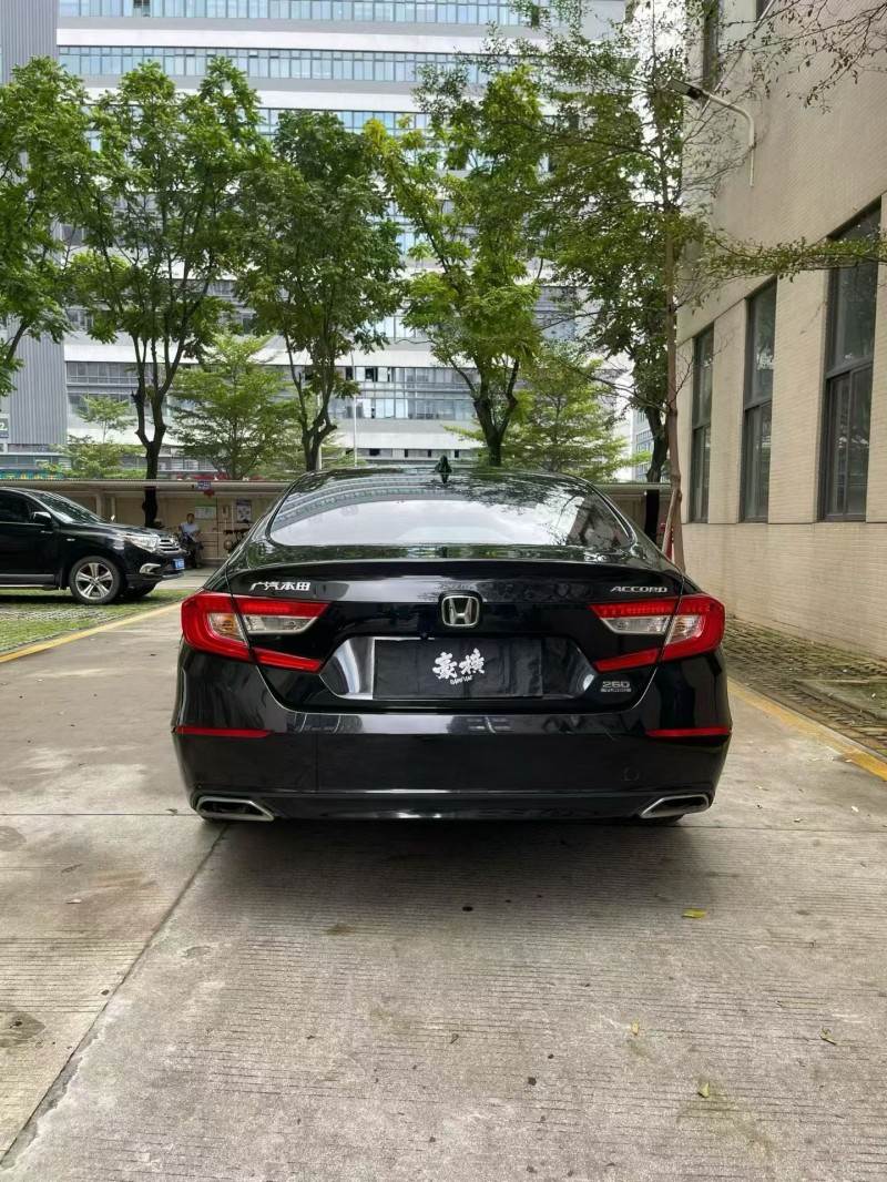 佛山19年本田雅阁4