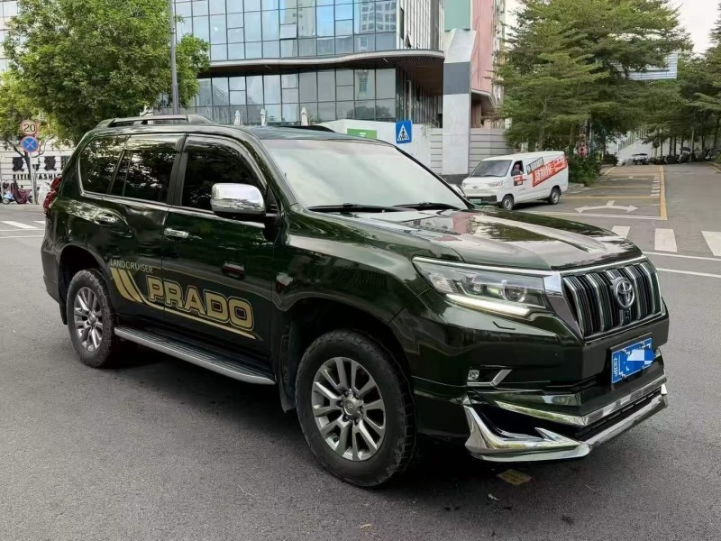 广州19年丰田普拉多3