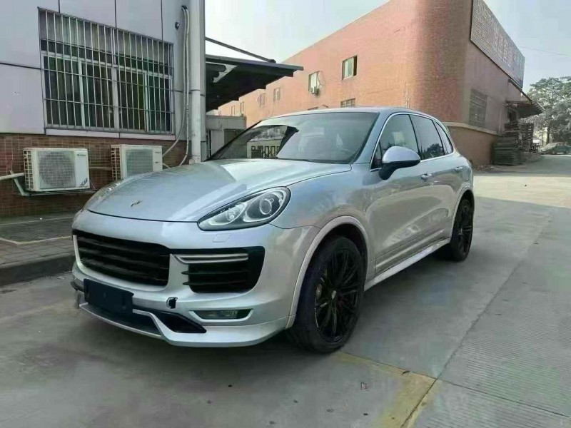 广州18年保时捷卡宴2