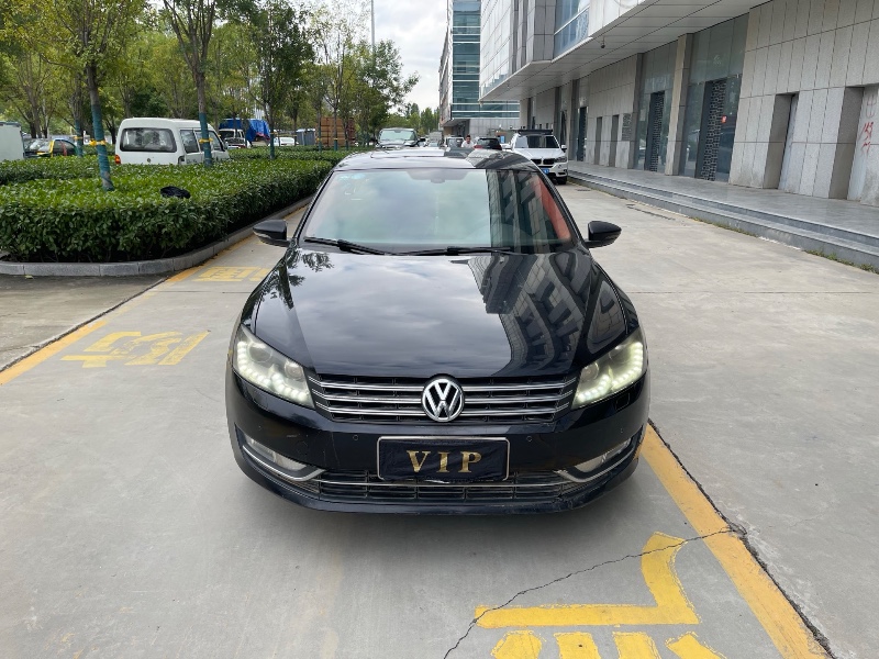 济宁14年大众帕萨特1