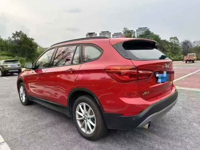 新余19年宝马X17