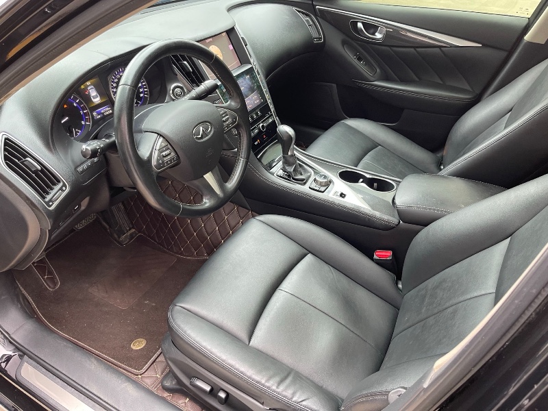 济宁16年英菲尼迪Q50L7