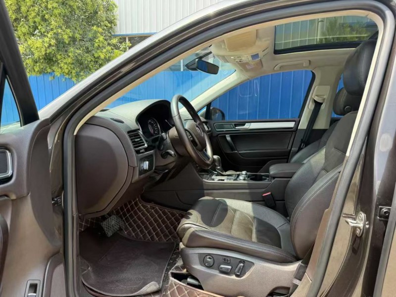 焦作17年大众途锐6