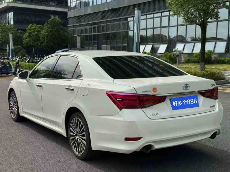 东莞18年丰田皇冠7