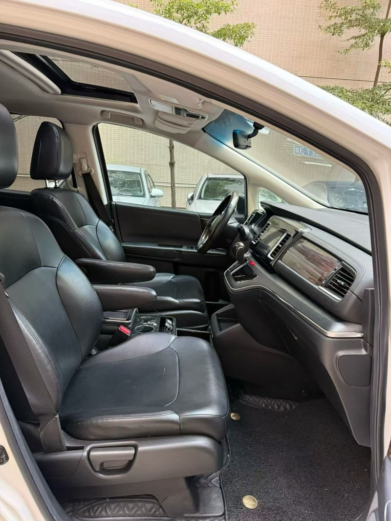 佛山19年本田艾力绅7