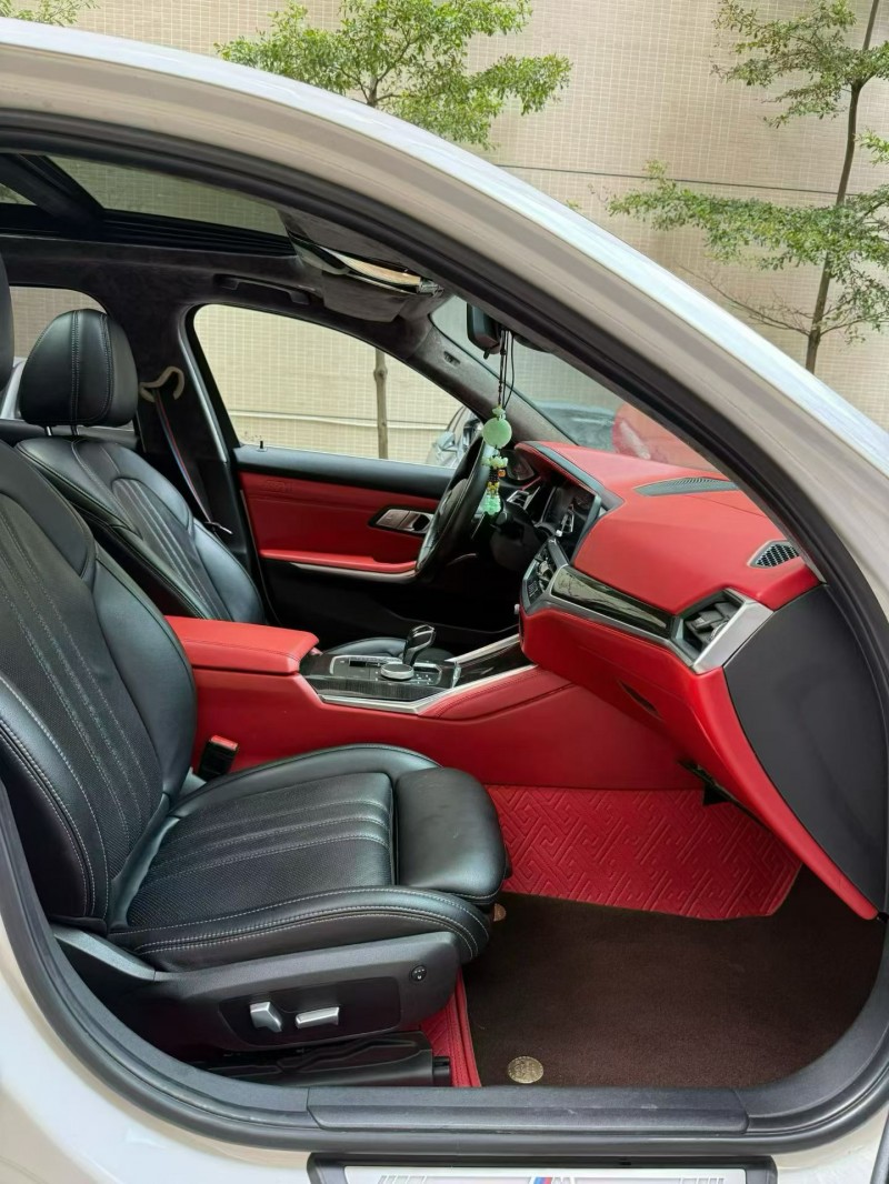 佛山19年宝马3系7