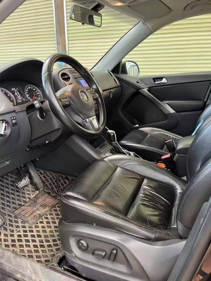 肇庆13年大众途观5