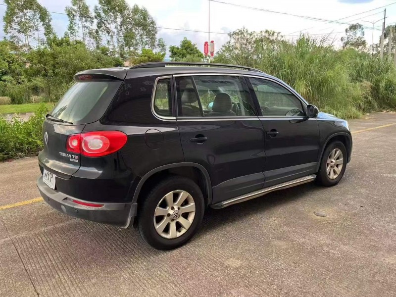 肇庆13年大众途观9