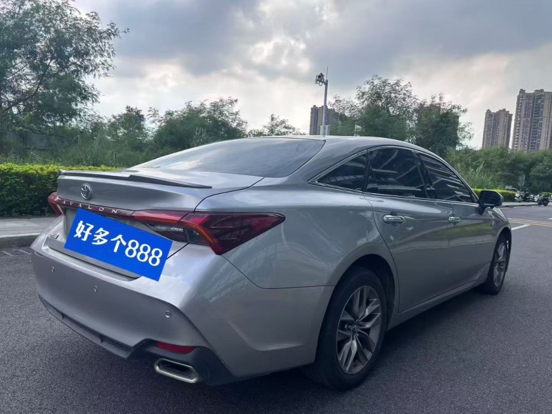 东莞19年丰田亚洲龙8