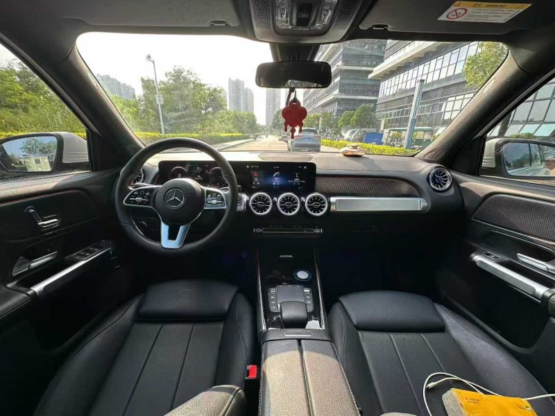 东莞21年奔驰GLB4