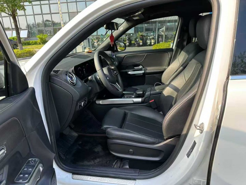 东莞21年奔驰GLB6