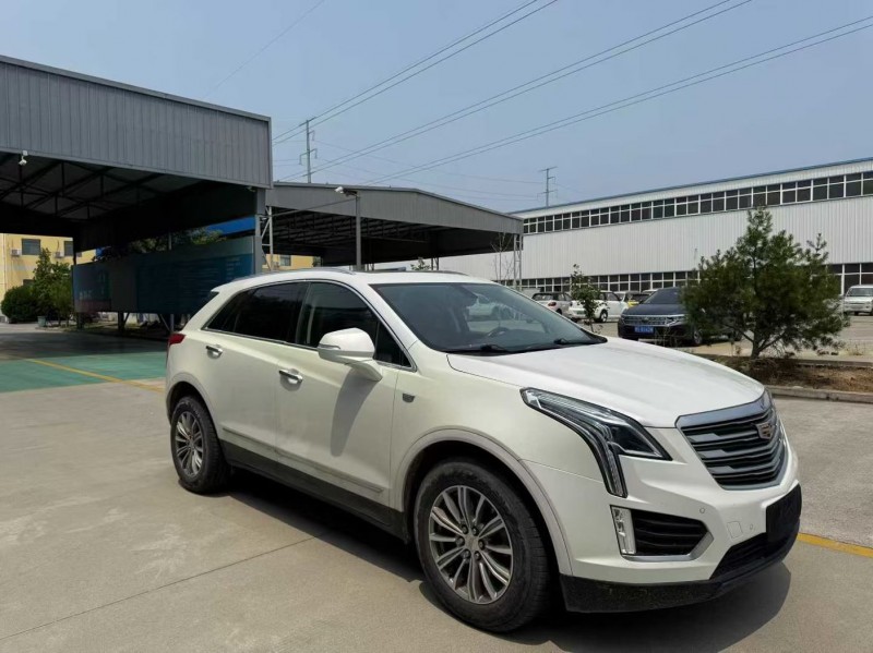 焦作17年凯迪拉克XT52