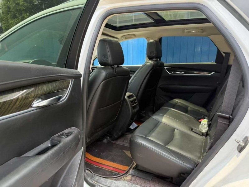 焦作17年凯迪拉克XT54