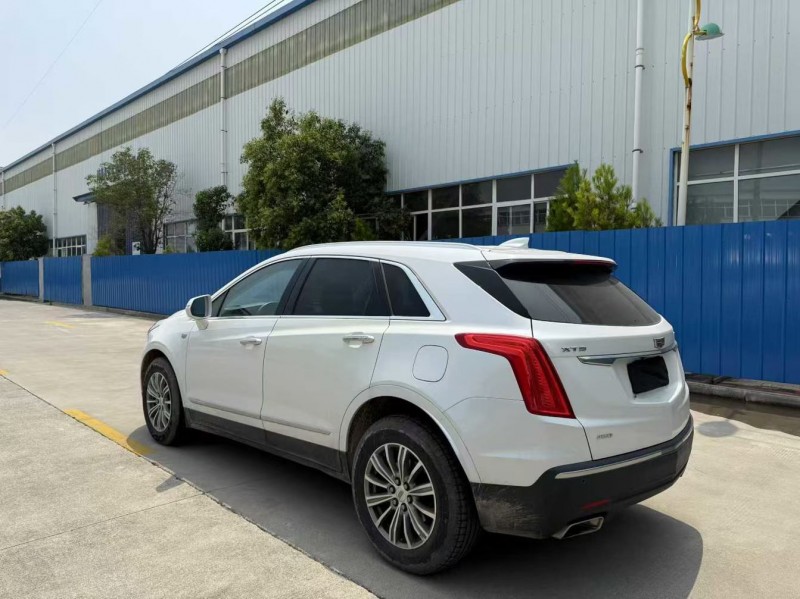 焦作17年凯迪拉克XT58