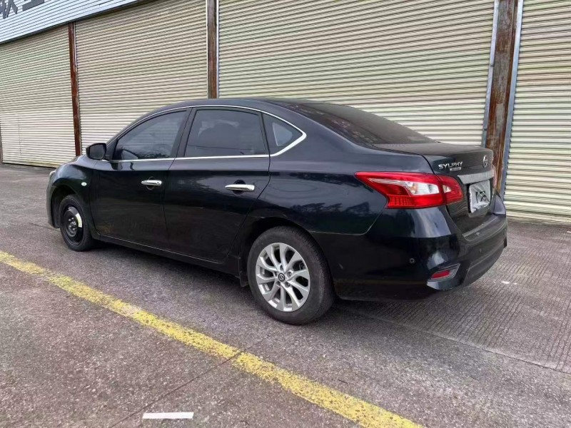 肇庆21年日产轩逸7