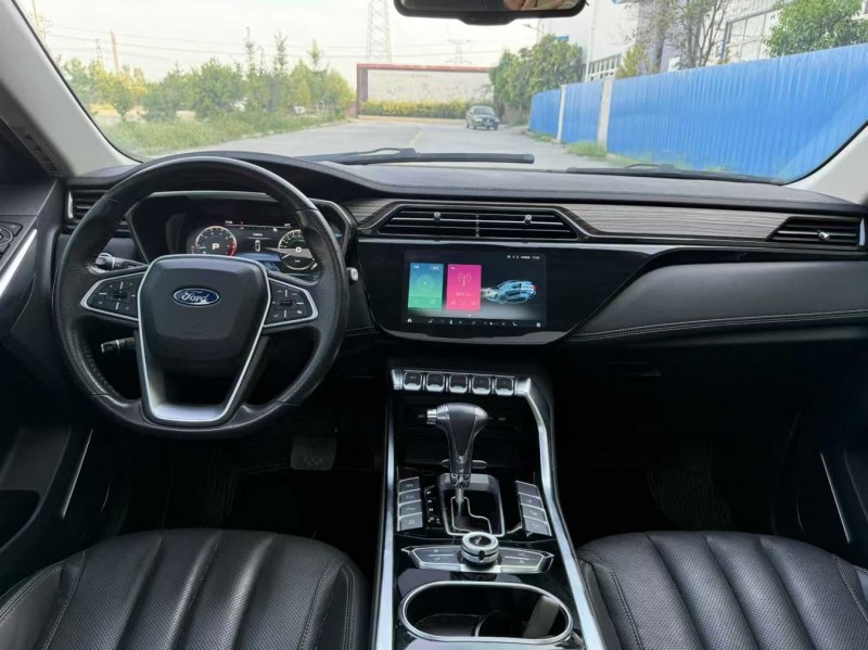 焦作20年福特领界5