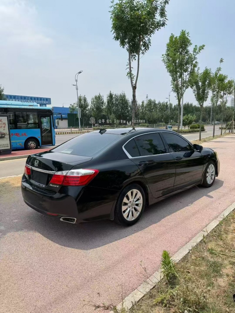 枣庄15年本田雅阁8