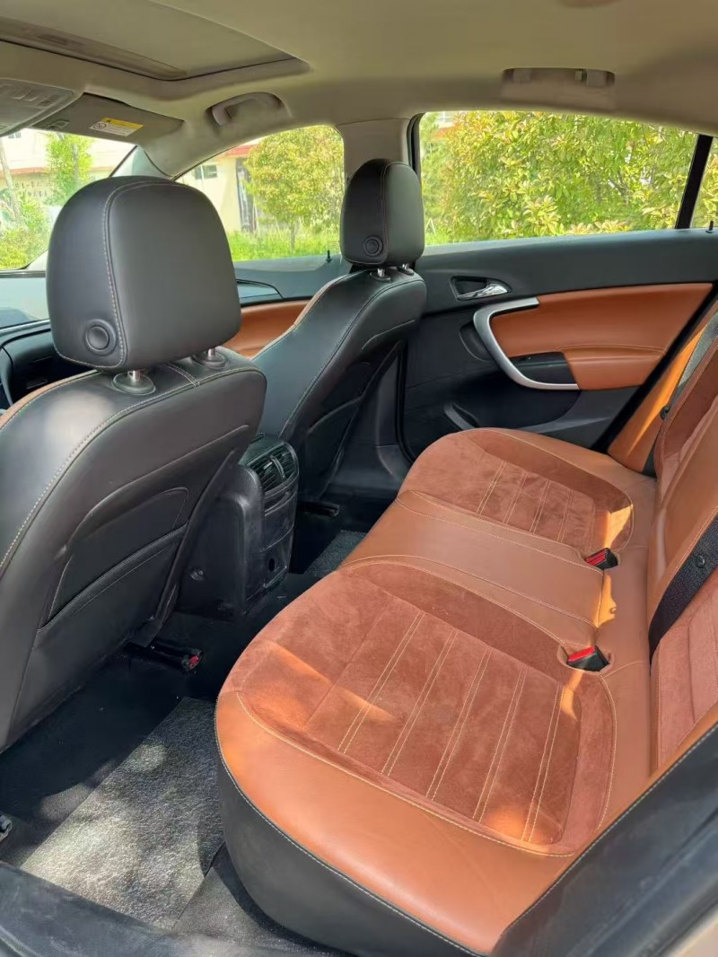 枣庄17年别克君威5