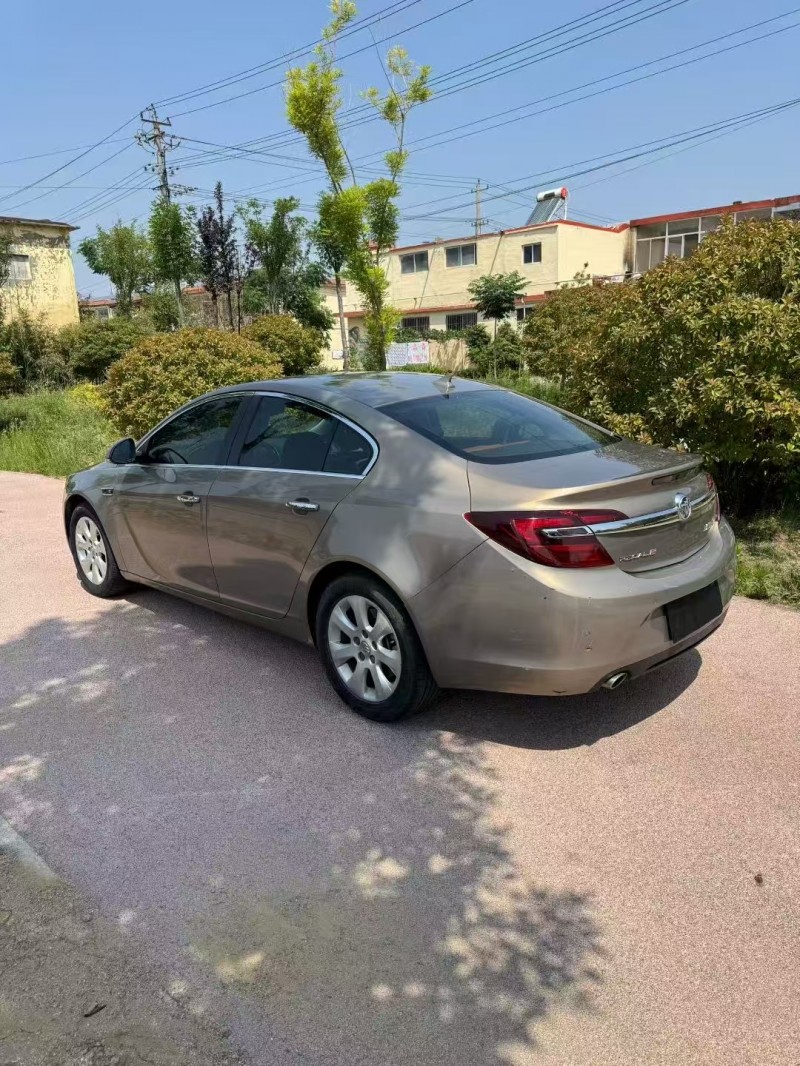 枣庄17年别克君威7