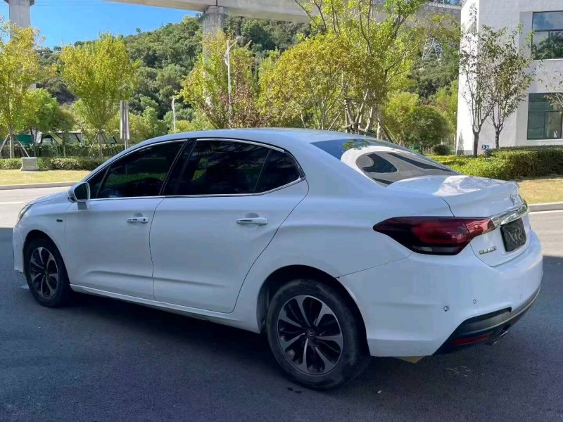 台州17年雪铁龙C44