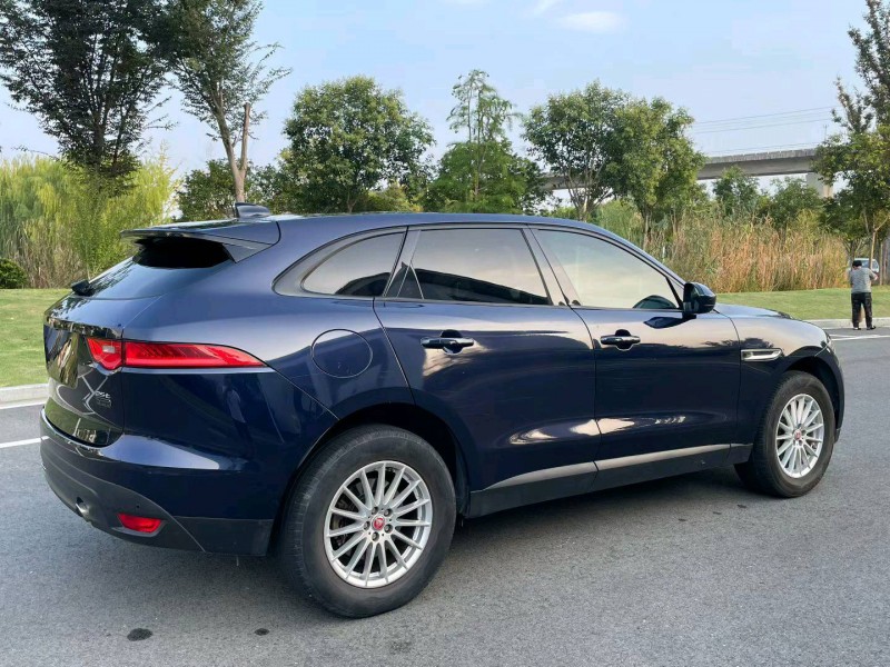 台州17年捷豹锋湃5