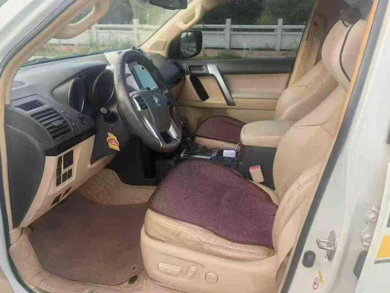 深圳15年丰田普拉多5