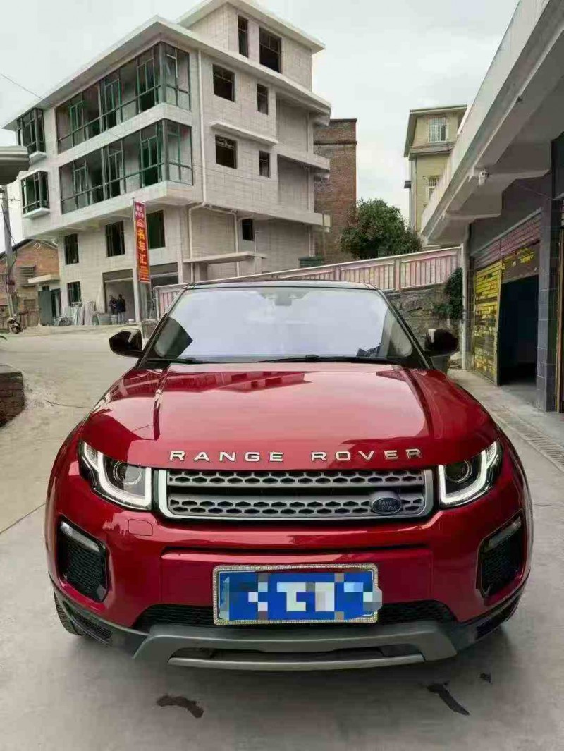 常德18年路虎极光1