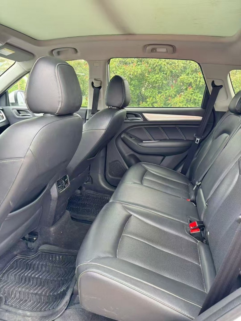 枣庄19年荣威RX55