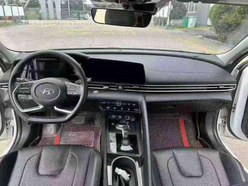 宿迁21年现代伊兰特6