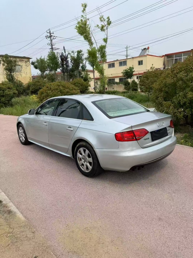 枣庄12年奥迪A4L8