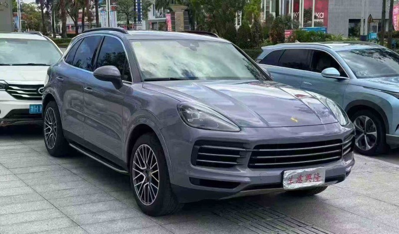 深圳19年保时捷卡宴2