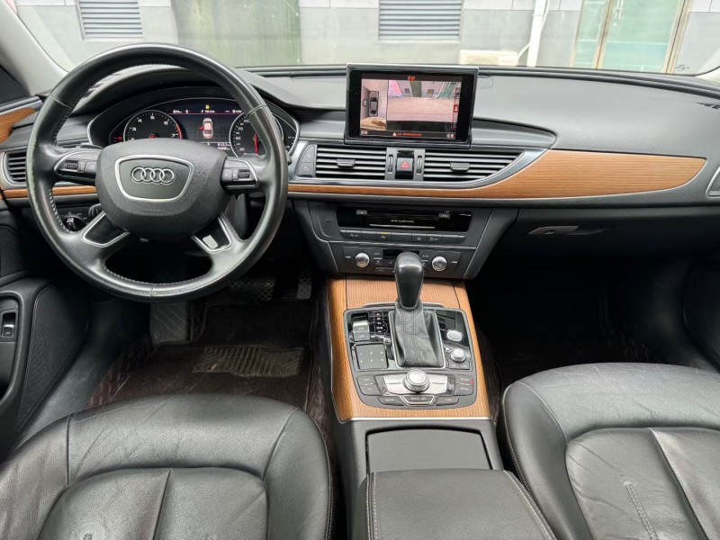 济宁19年奥迪A6L4