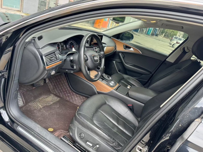 济宁19年奥迪A6L6