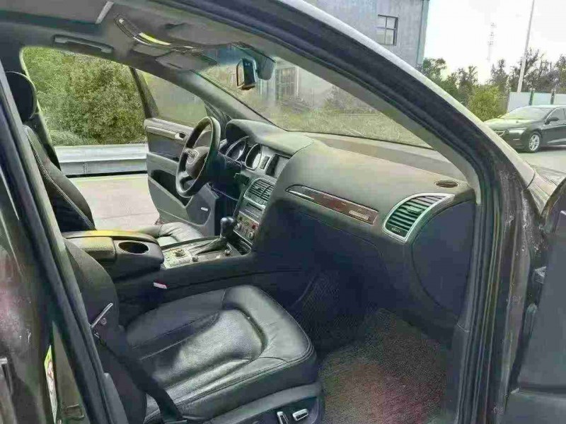 宿迁13年奥迪Q77