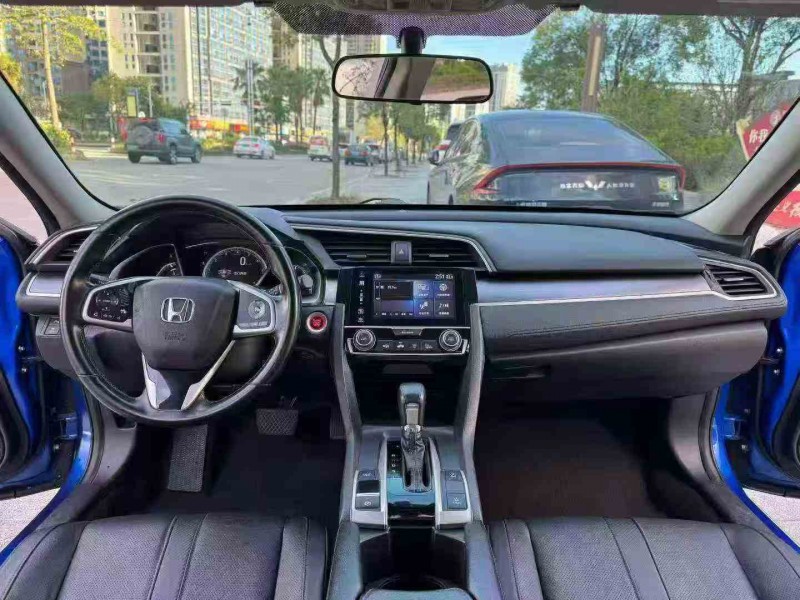 珠海18年本田思域5