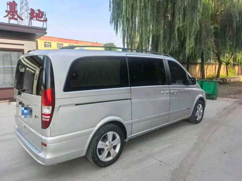 保定14年奔驰威霆5