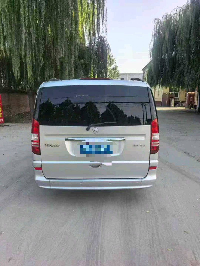 保定14年奔驰威霆6