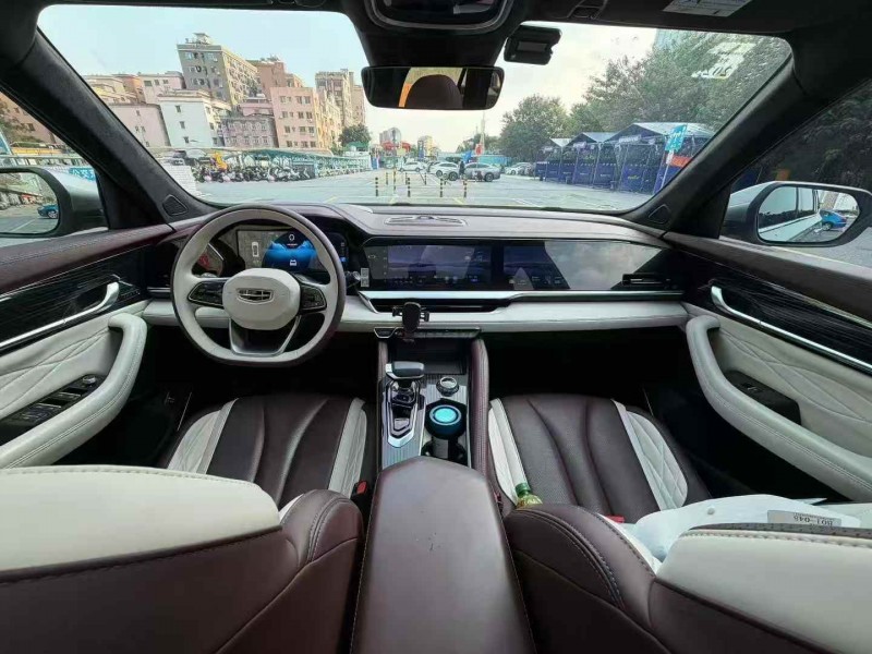 广州21年吉利星越7