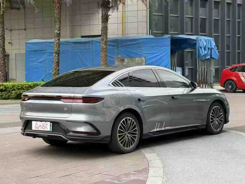 佛山22年比亚迪汉8