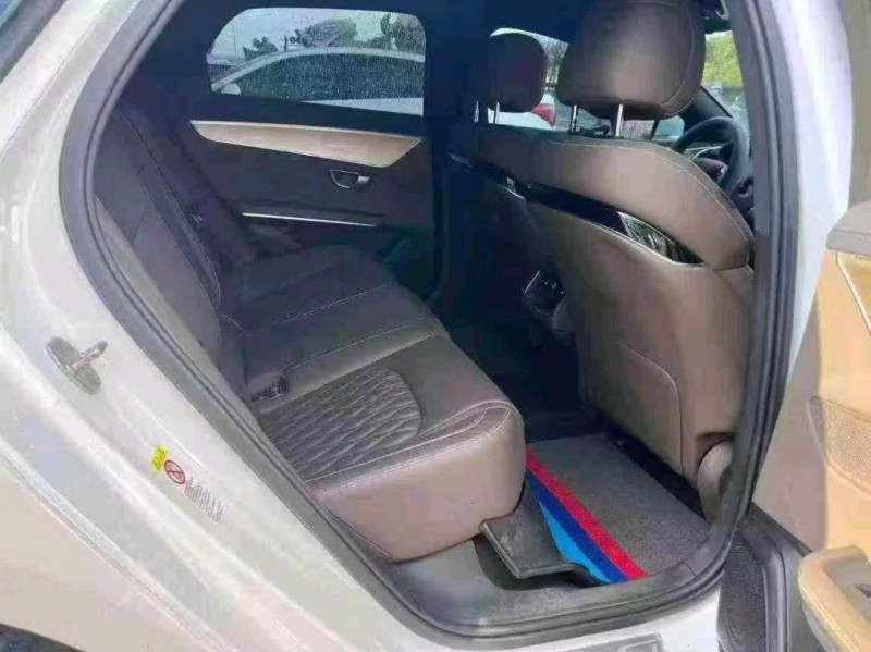 台州23年比亚迪汉8