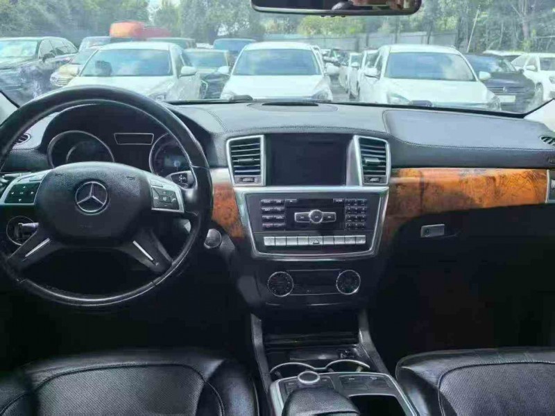 玉溪20年奔驰GL4