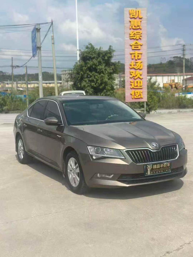 钦州19年斯柯达速派2