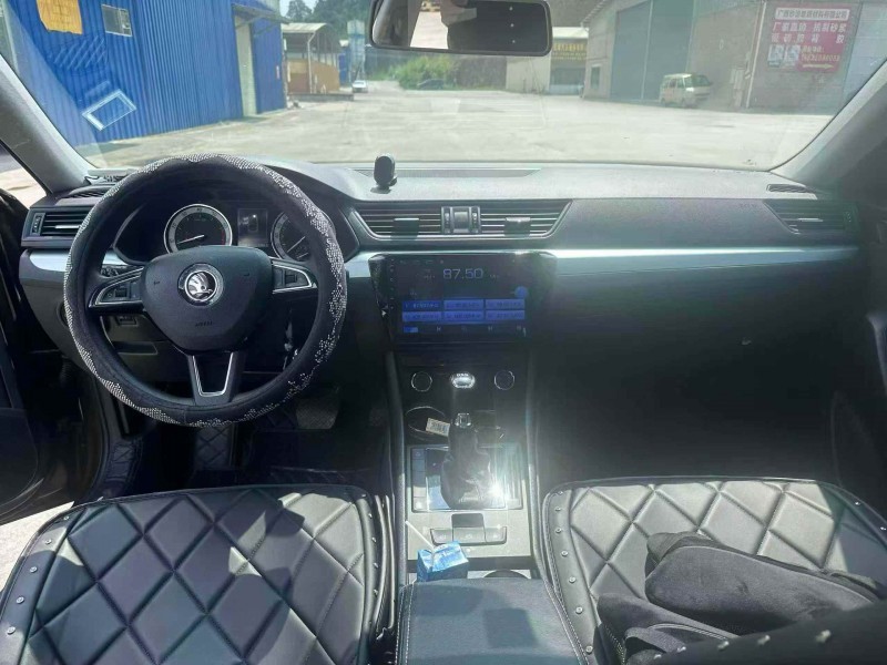 钦州19年斯柯达速派4