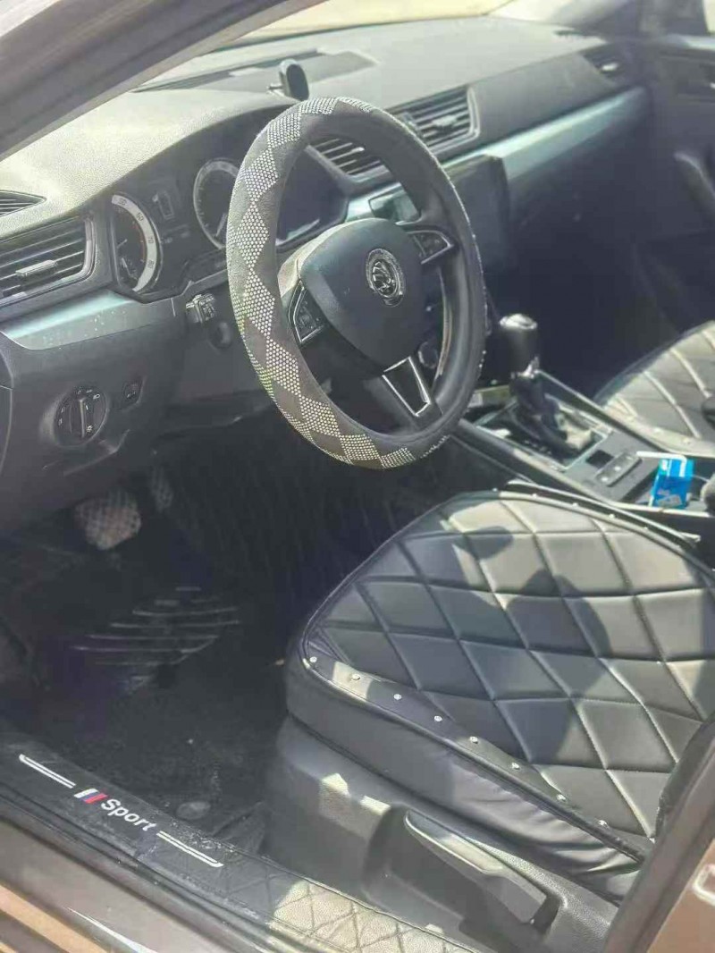 钦州19年斯柯达速派6