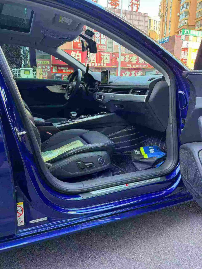 合肥18年奥迪A4L3