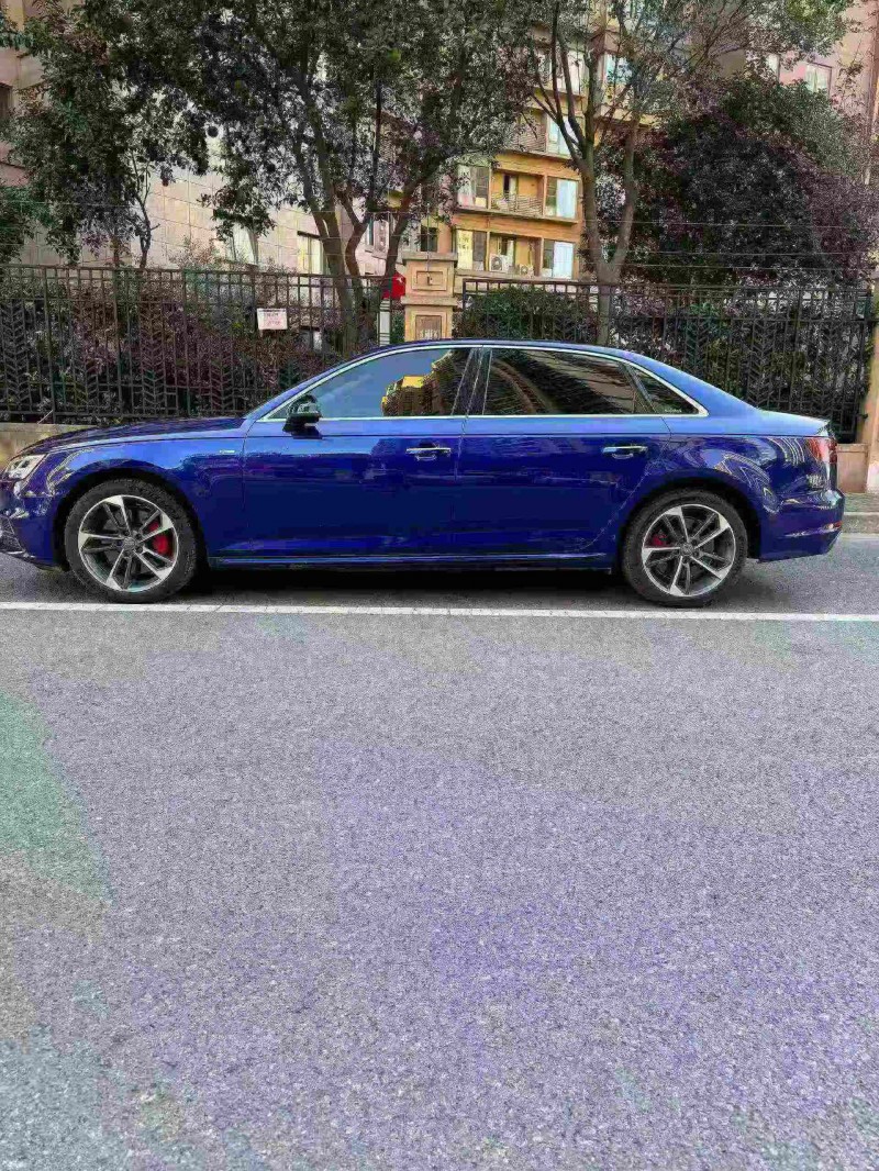 合肥18年奥迪A4L4