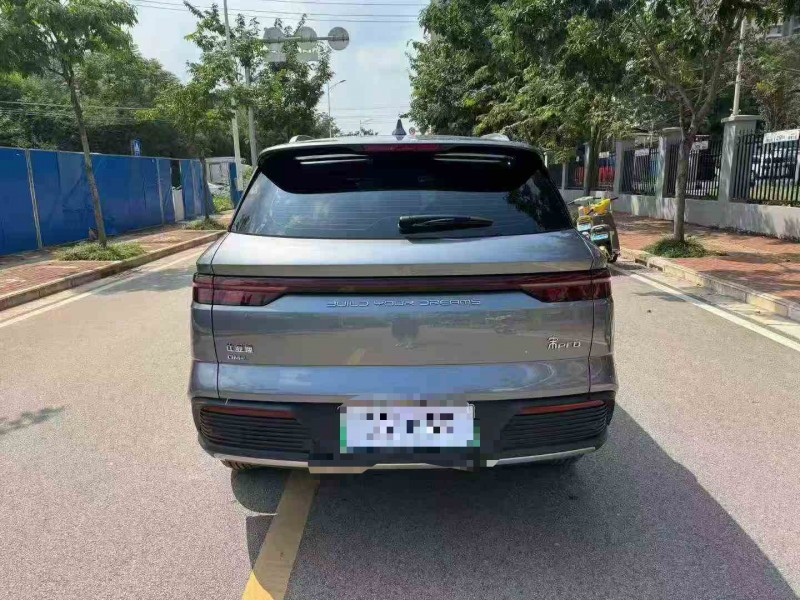 桂林24年比亚迪宋9