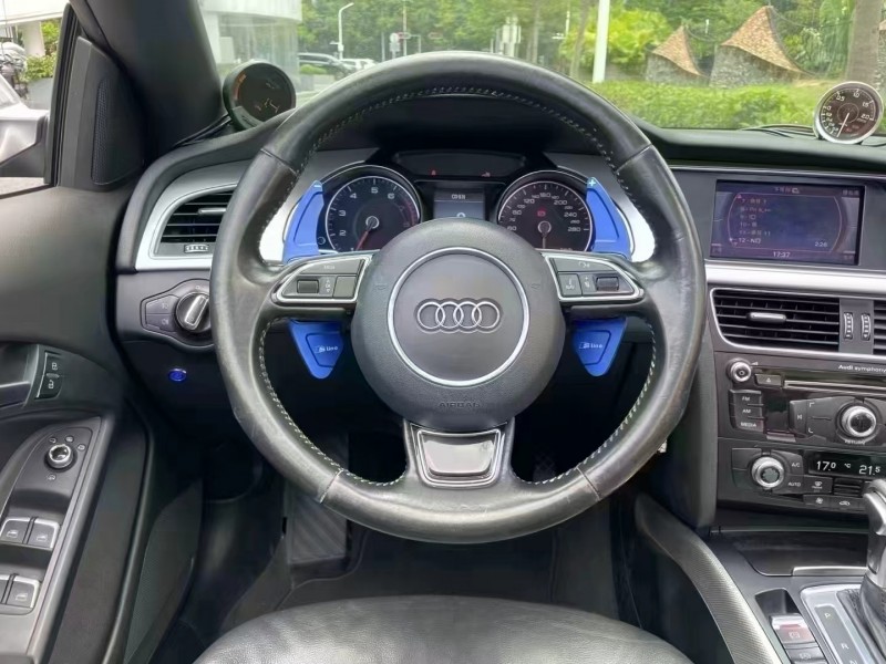 深圳16年奥迪A55