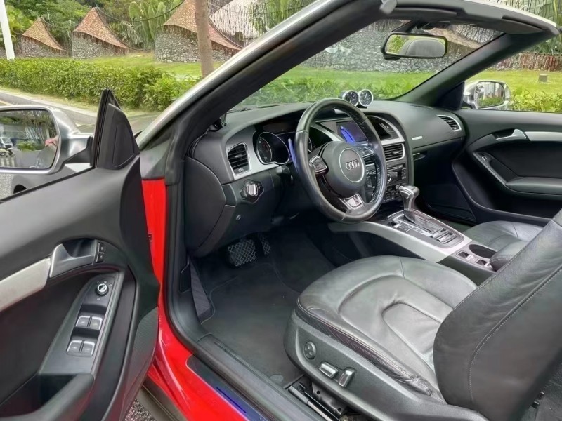 深圳16年奥迪A56