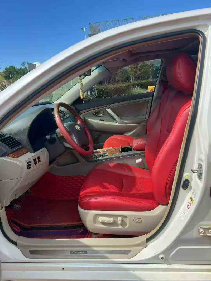 桂林11年丰田凯美瑞7